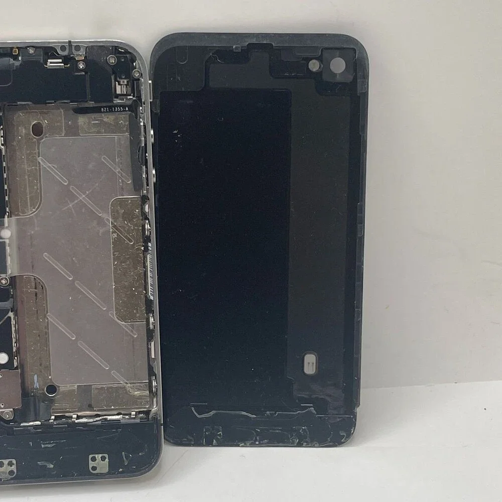 Apple IPhone 4 A1332 16GB Smartphone Black Glass Back Front Screen - FOR PARTS
